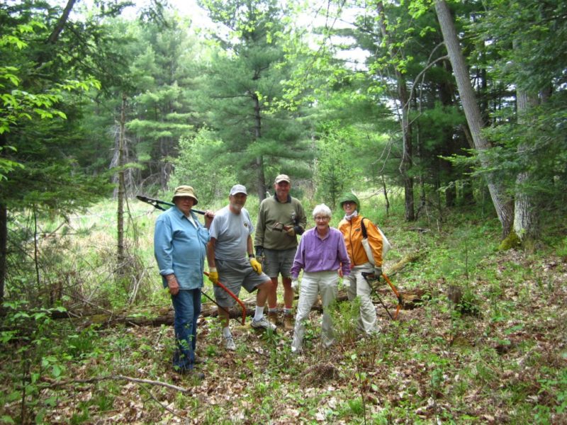 Volunteers assisting with Trail Maintenance