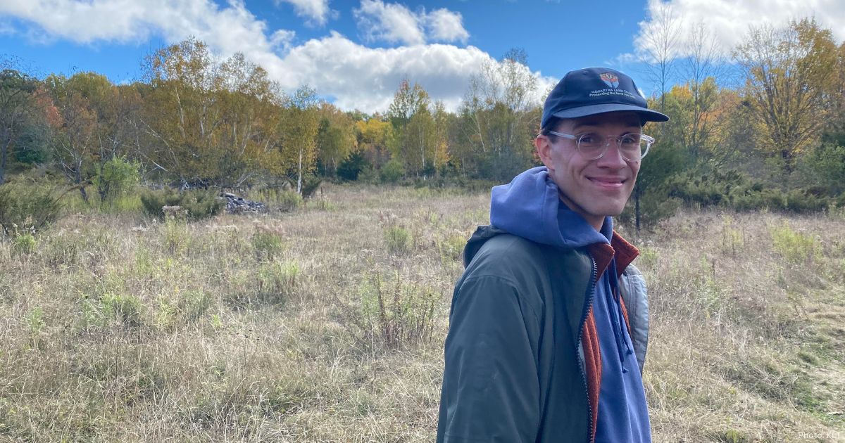 Thom Unrau at KLT's Big (Boyd/Chiminis) Island.